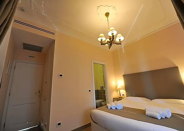 Zaccardi Otel Roma